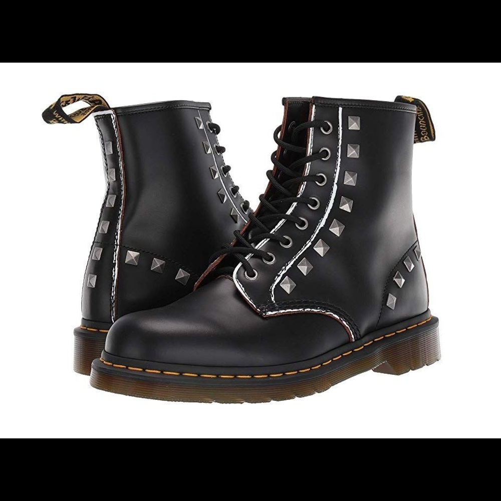 Dr Martens 1460 Stud NWOT